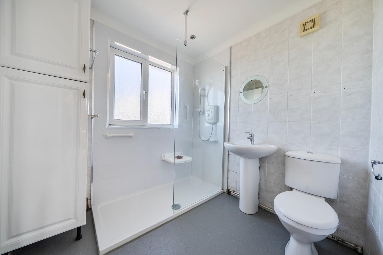 Norton Drive, Southgate, Swansea, SA3 2BJ